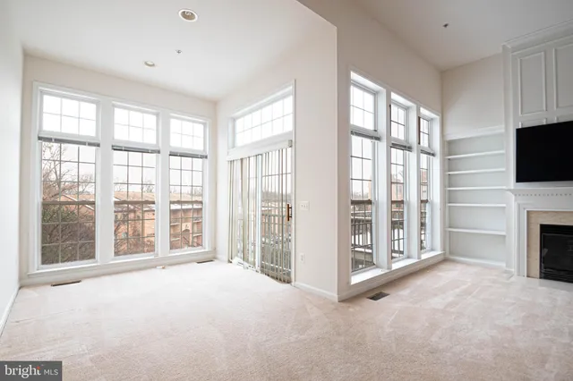 $3,250 | 1682 White Oak Vista Drive, Silver Spring, MD 20904