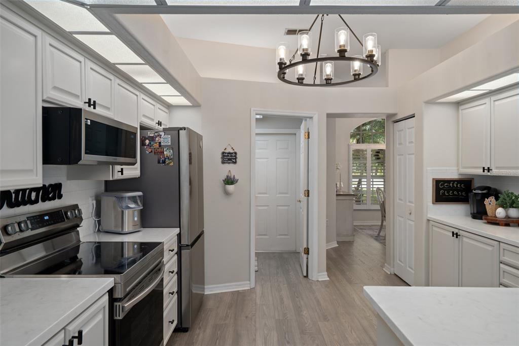 10139 Highcrest Lane New Port Richey, FL 34654 - Photo 12 of 52