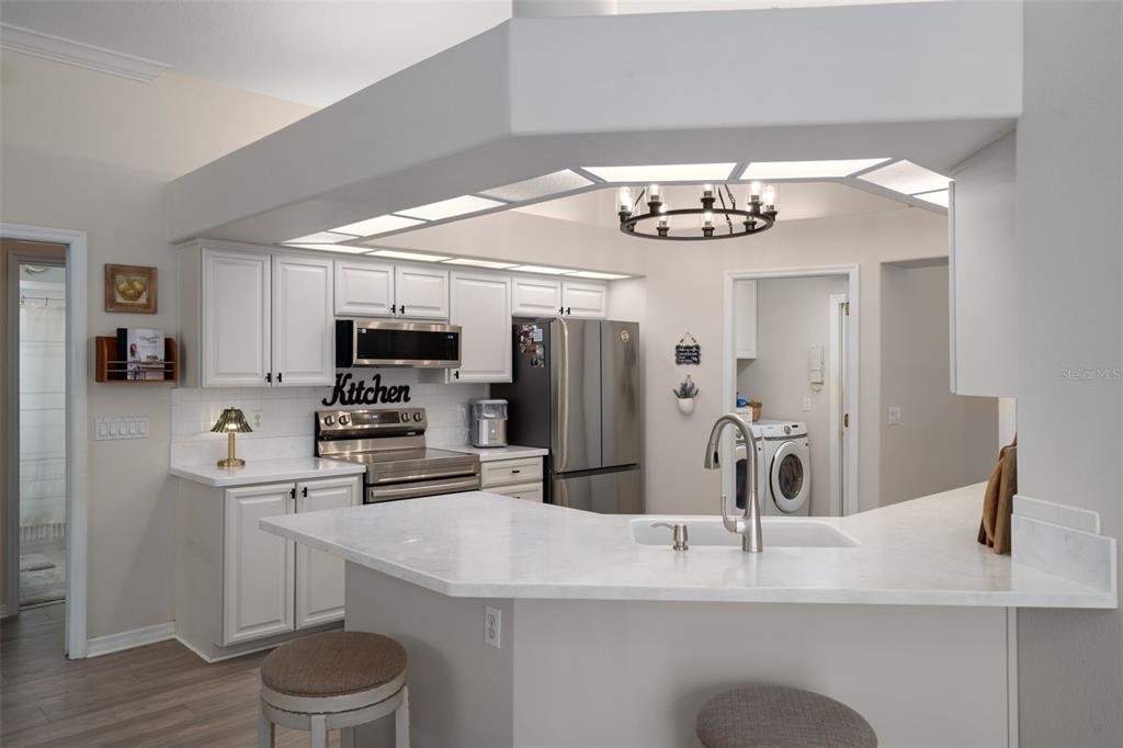 10139 Highcrest Lane New Port Richey, FL 34654 - Photo 3 of 52