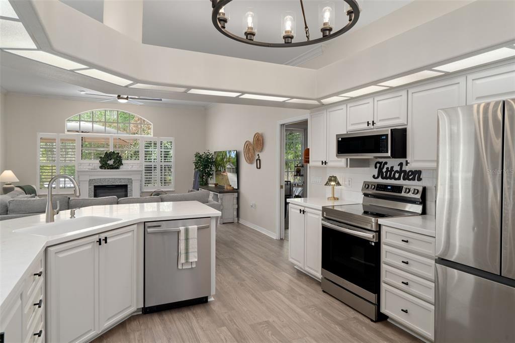 10139 Highcrest Lane New Port Richey, FL 34654 - Photo 9 of 52