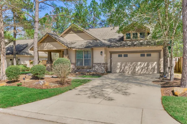 $479,000 | 78 Douvaine Court, The Woodlands, TX 77382