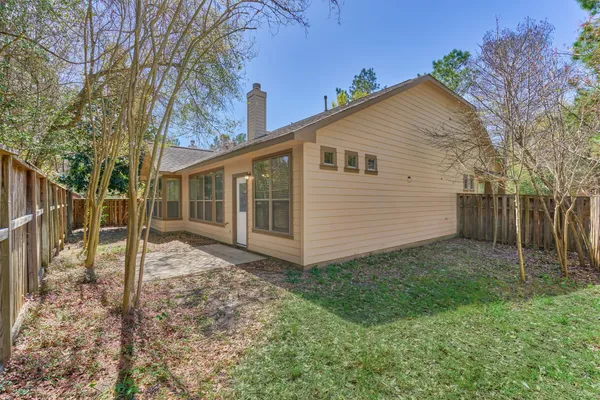 $479,000 | 78 Douvaine Court, The Woodlands, TX 77382