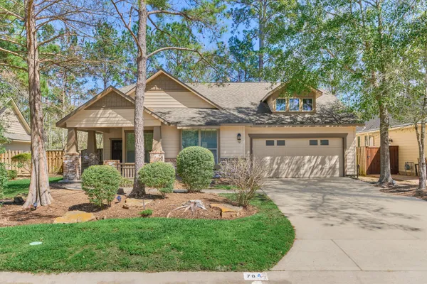 $479,000 | 78 Douvaine Court, The Woodlands, TX 77382