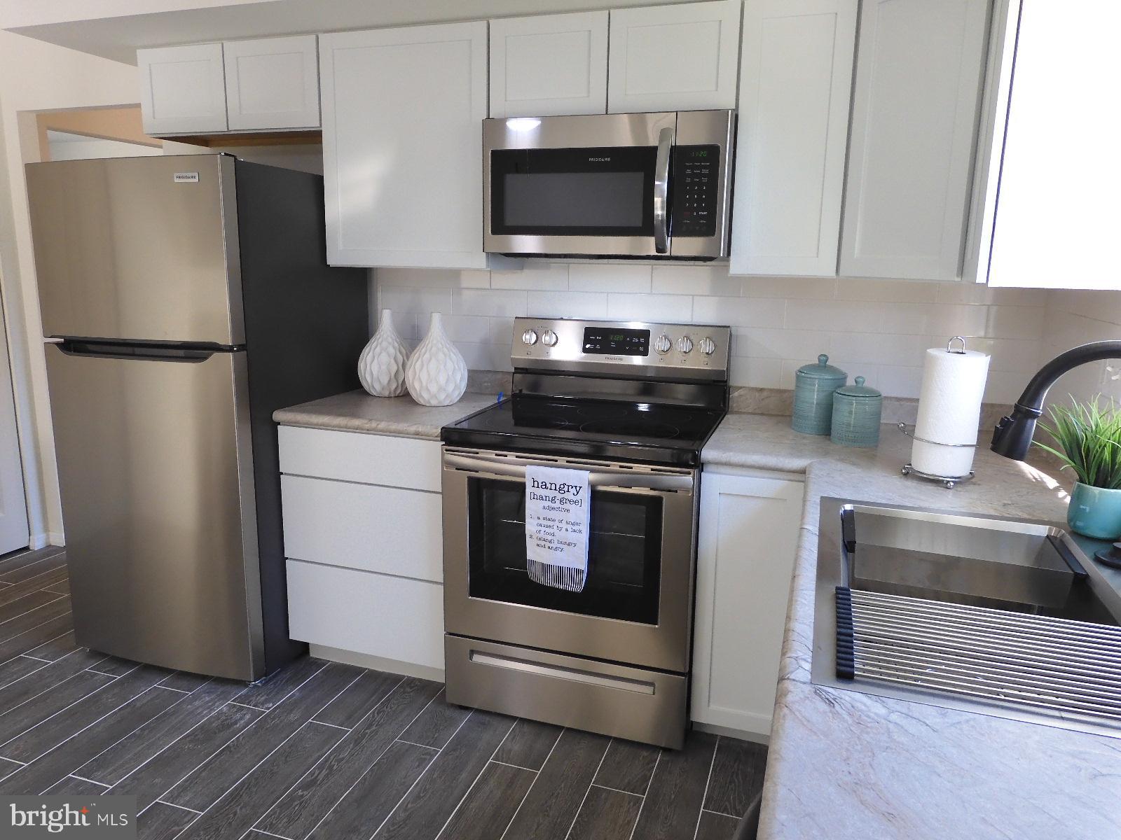 112 Kipling Road Cherry Hill, NJ 08003 - Photo 12 of 42 Stainless Appliances