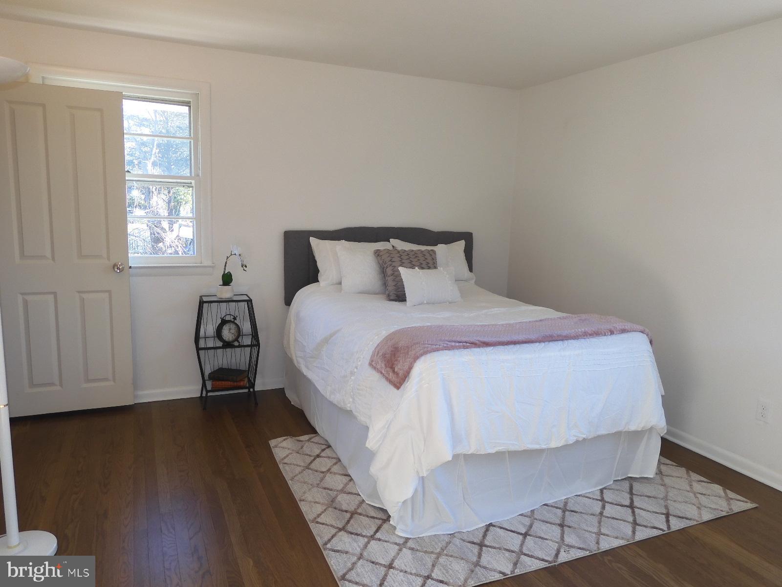 112 Kipling Road Cherry Hill, NJ 08003 - Photo 25 of 42 Primary Bedroom