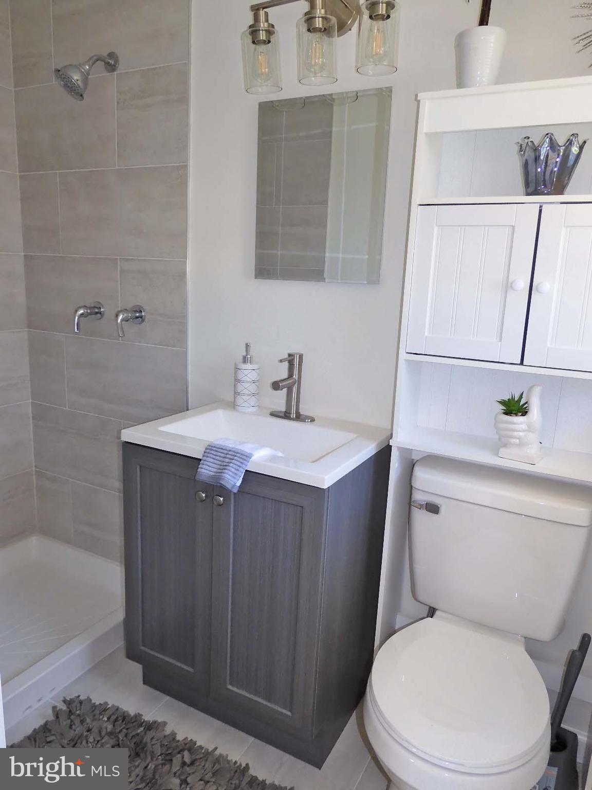 112 Kipling Road Cherry Hill, NJ 08003 - Photo 27 of 42 Newly Updated Primary Bathroom