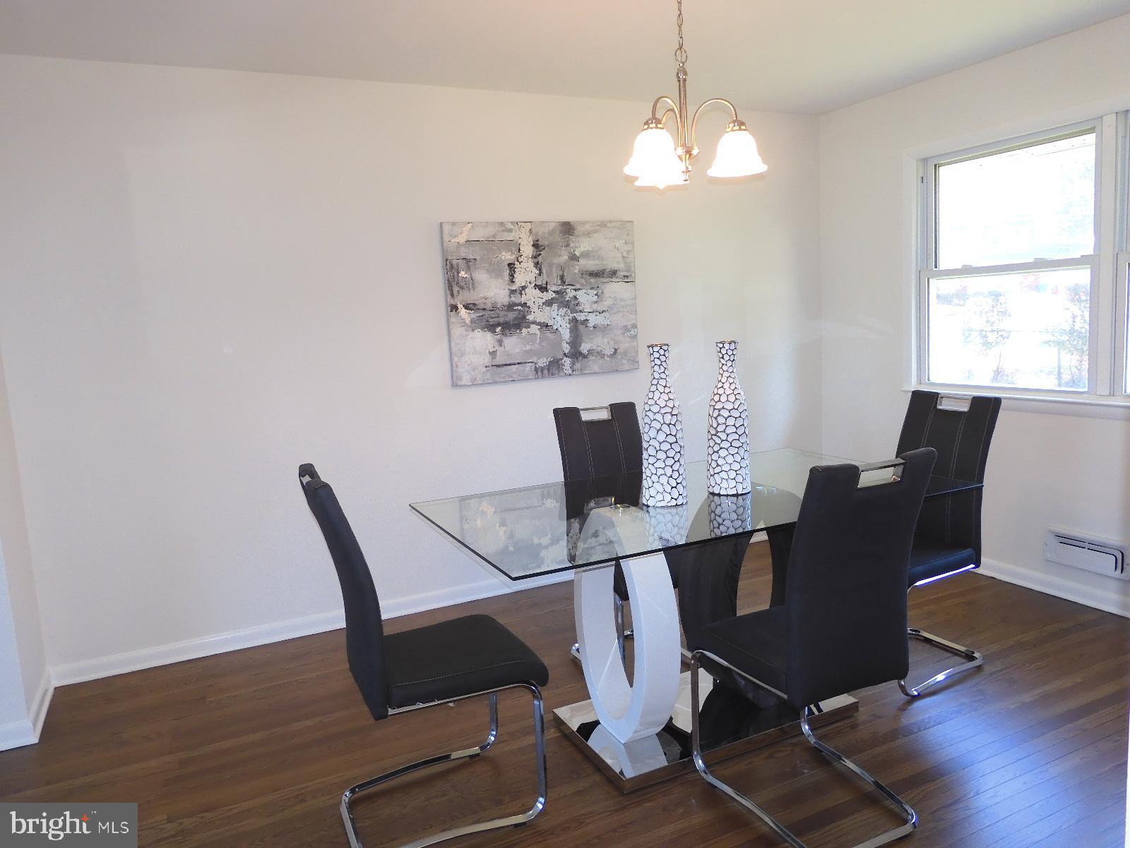 112 Kipling Road Cherry Hill, NJ 08003 - Photo 10 of 42 Dining Room