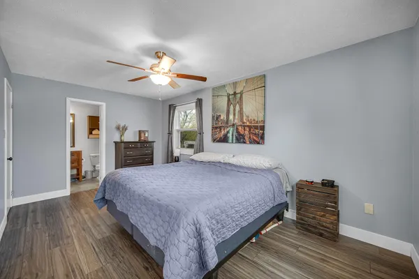 $369,900 | 4303 Kingsdale Drive, Valparaiso, IN 46383