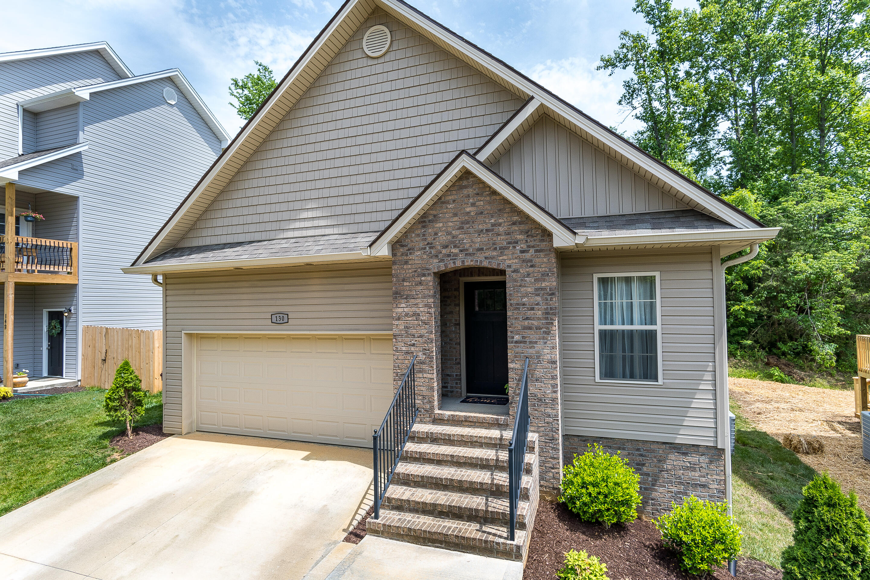 130 Ridge Pointe Johnson City, TN 37604 - Photo 5 of 37 exterior-5