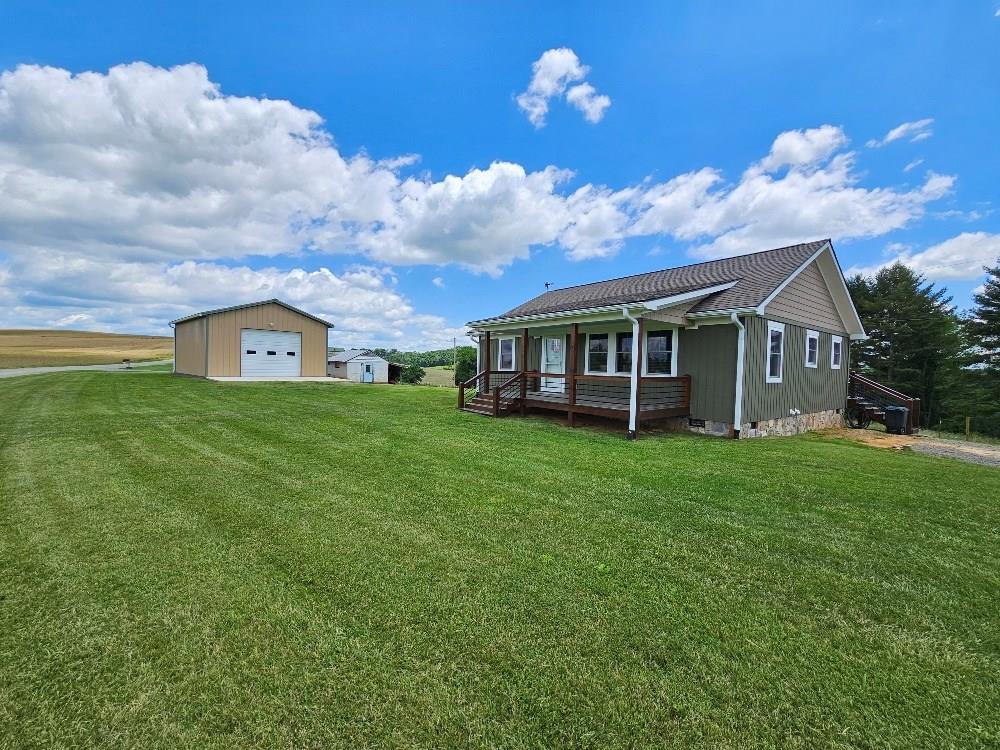 539 Crestview Road Galax, VA 24333 - Photo 9 of 46 Gallery Image 9