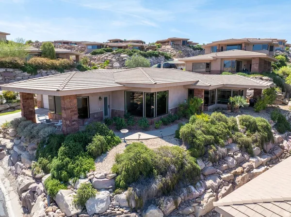 $599,993 | 2235 South 1400th Street East, Unit 20, St. George, UT 84790