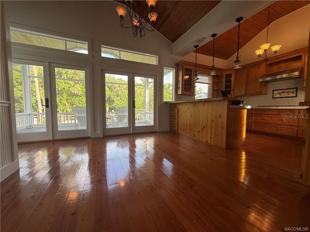 5217 Riverside Drive Yankeetown, FL 34498 - Photo 42 of 54 a view of a livingroom with wooden floor