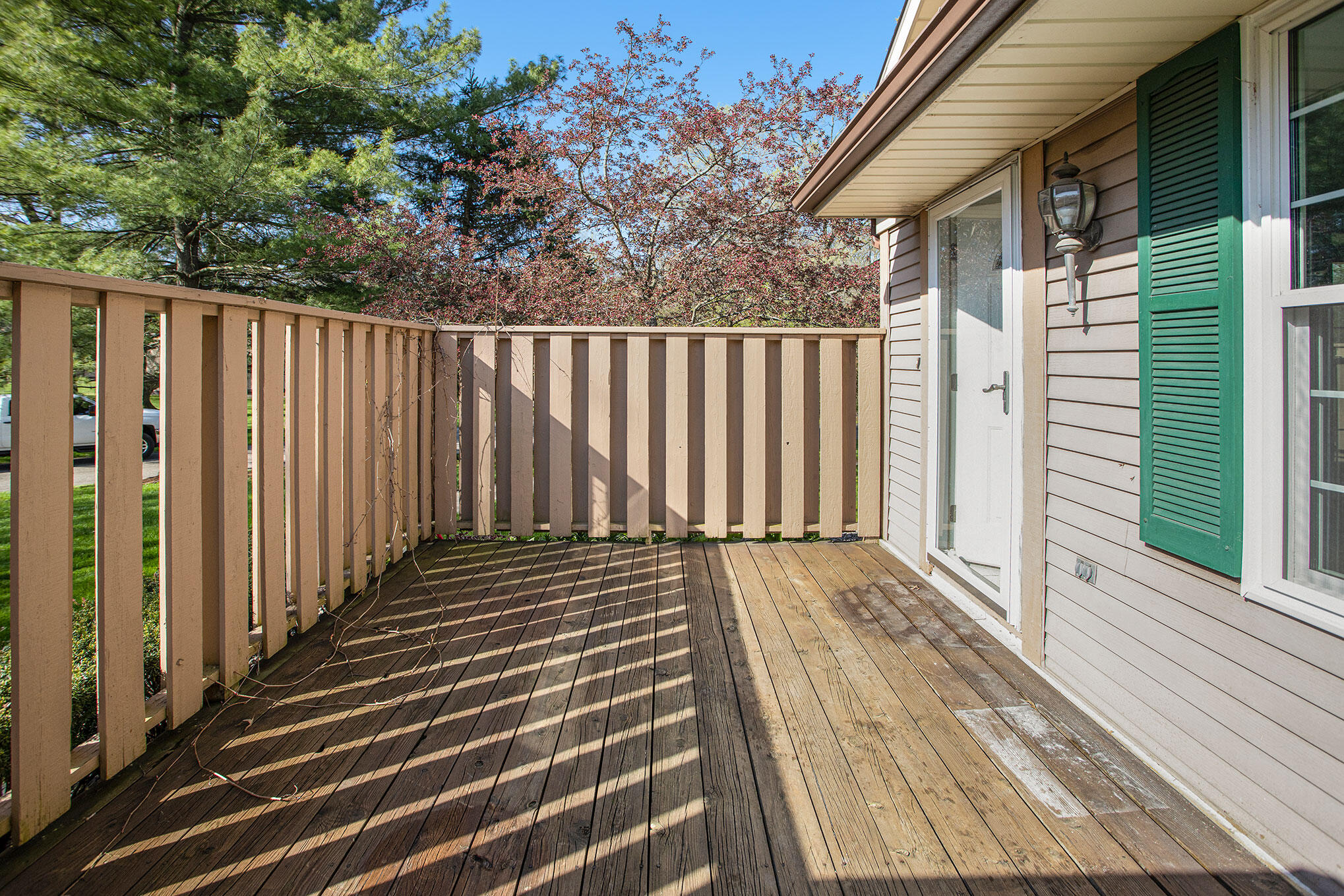 3425 Big Bend, Unit A Kalamazoo, MI 49048 - Photo 2 of 18 DNG-Files-4