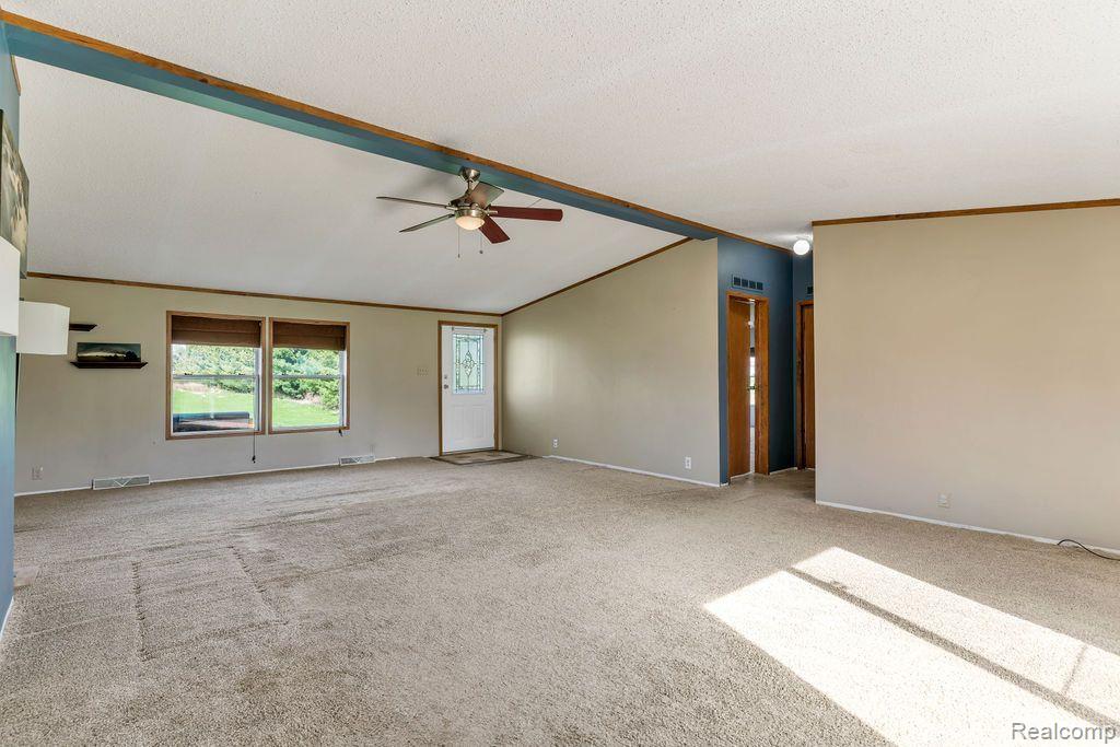 12261 Duffield Road Gaines, MI 48436 - Photo 7 of 41
