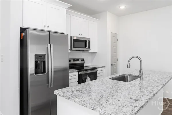 $1,695 | 354 Arch Street, Unit 302, Athens, GA 30601