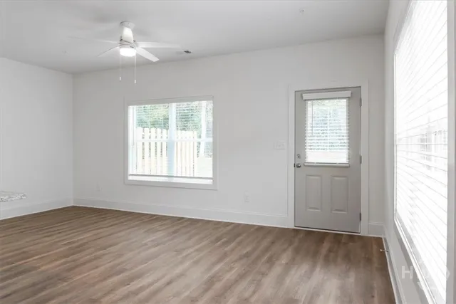 $1,695 | 354 Arch Street, Unit 302, Athens, GA 30601