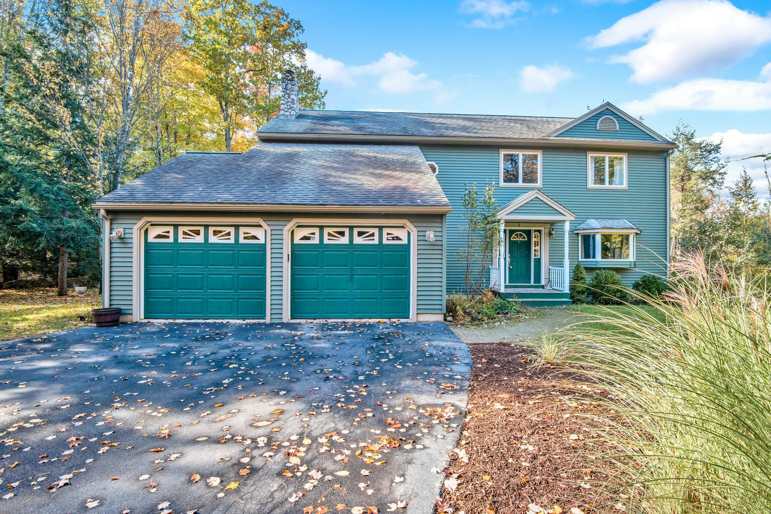 98 Hearthside Road Standish, ME 04084 - Photo 1 of 49 98 Hearthside Rd Standish ME-large-004-4