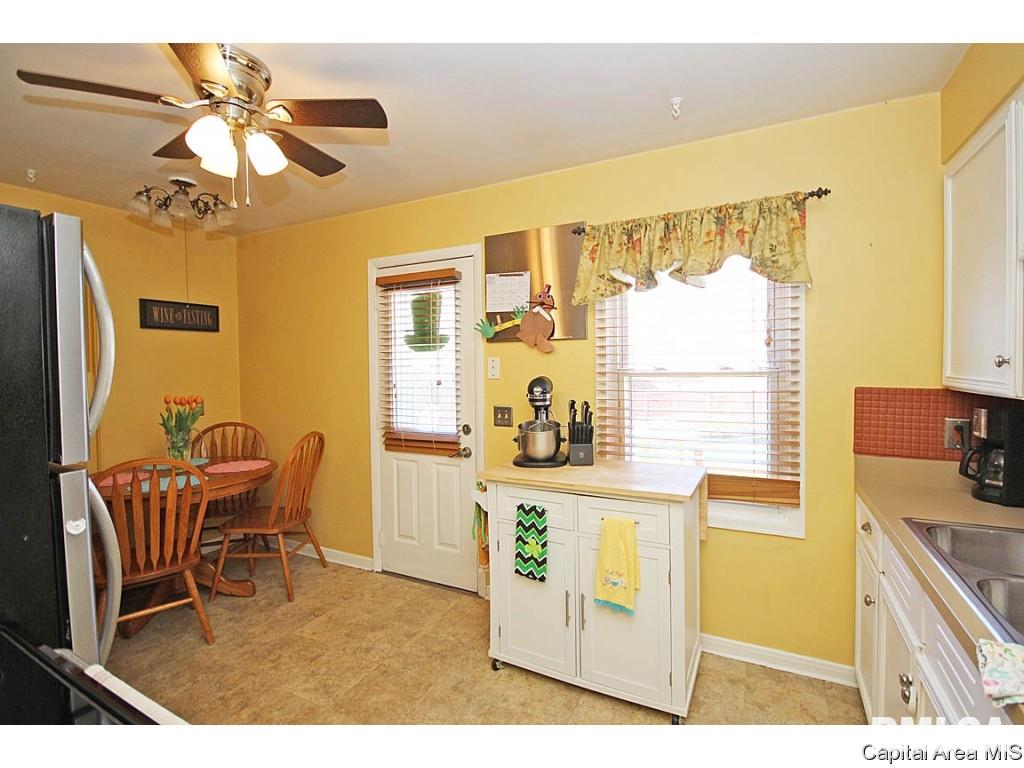 3625 Sherman Street Springfield, IL 62703 - Photo 7 of 25