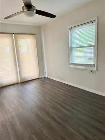 $2,900 | 2419 Wells Avenue, Sarasota, FL 34232
