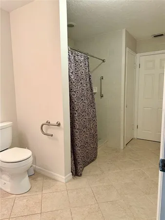 $2,900 | 2419 Wells Avenue, Sarasota, FL 34232