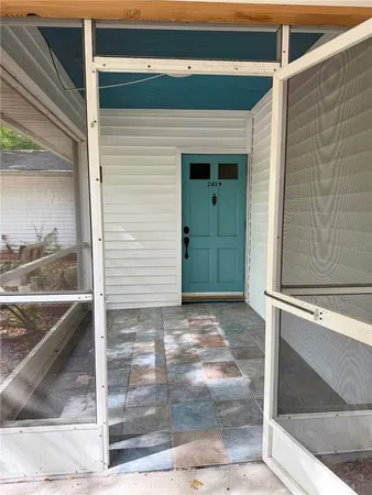 $2,900 | 2419 Wells Avenue, Sarasota, FL 34232