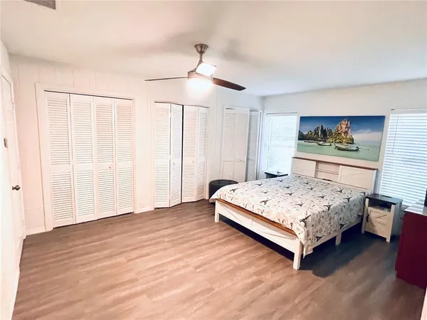 $2,900 | 2419 Wells Avenue, Sarasota, FL 34232