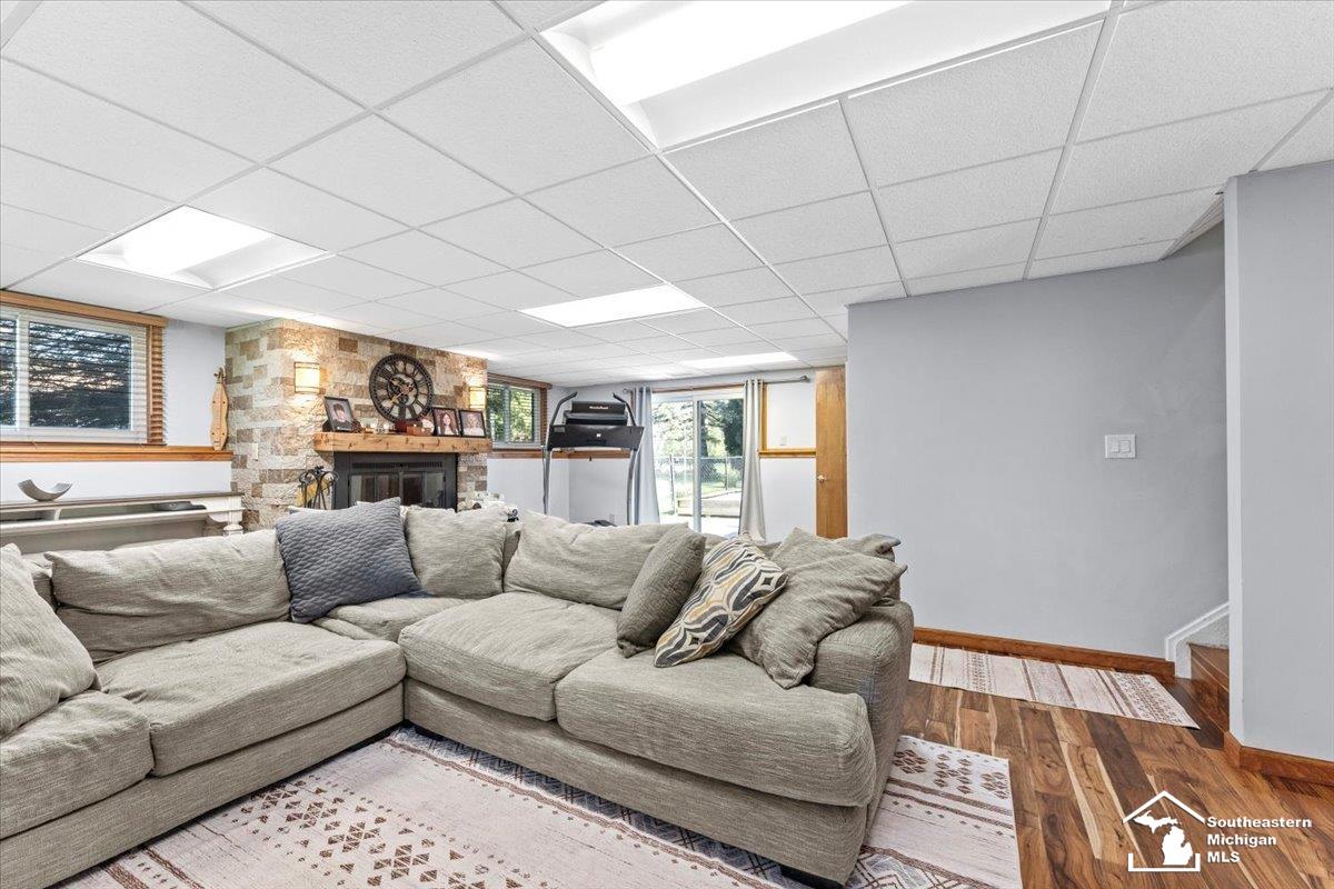 27100 Will Carleton Road Flat Rock, MI 48134 - Photo 21 of 41 50174320-8a7ed371-9894-4104-99af-83eb9562f0d3.JPG