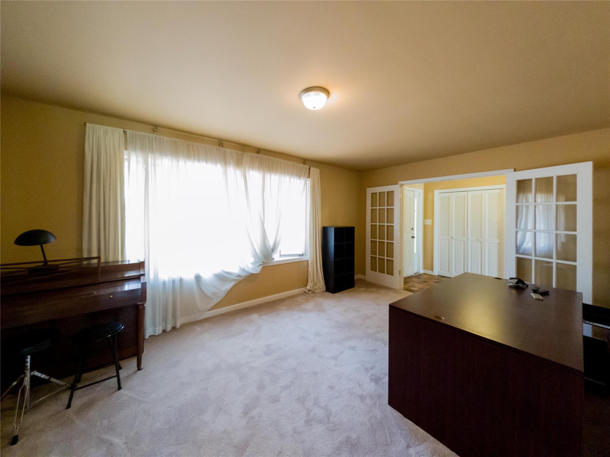 4910 Lakeview Road Charlotte, NC 28216 - Photo 13 of 26 a view of work space with windows