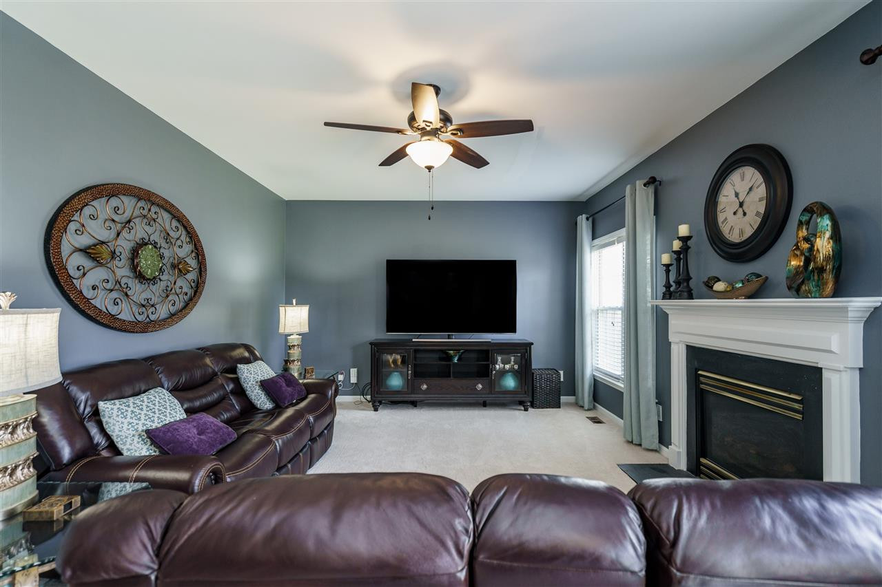 5709 Brookshadow Drive Raleigh, NC 27610 - Photo 14 of 30 Family Room