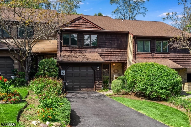 83 Patriots Road Morris Plains, NJ 07950 - Photo 11 of 22