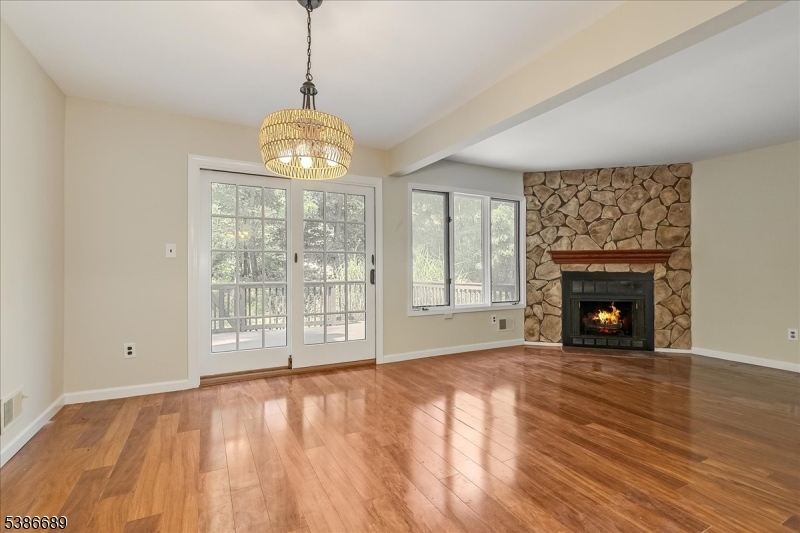 83 Patriots Road Morris Plains, NJ 07950 - Photo 8 of 22