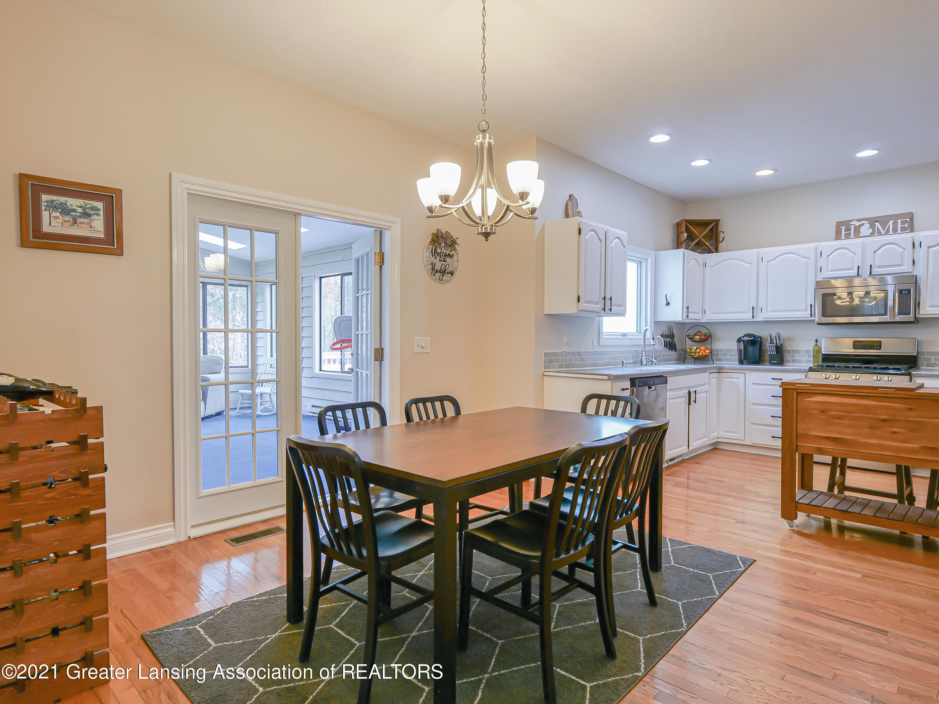 1330 Willoughby Road Mason, MI 48854 - Photo 9 of 50 1330_Willoughby_Rd-14