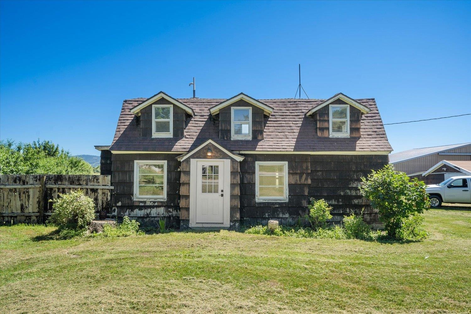 7504 North Pleasant Prairie Road Spokane, WA 99217 - Photo 1 of 38