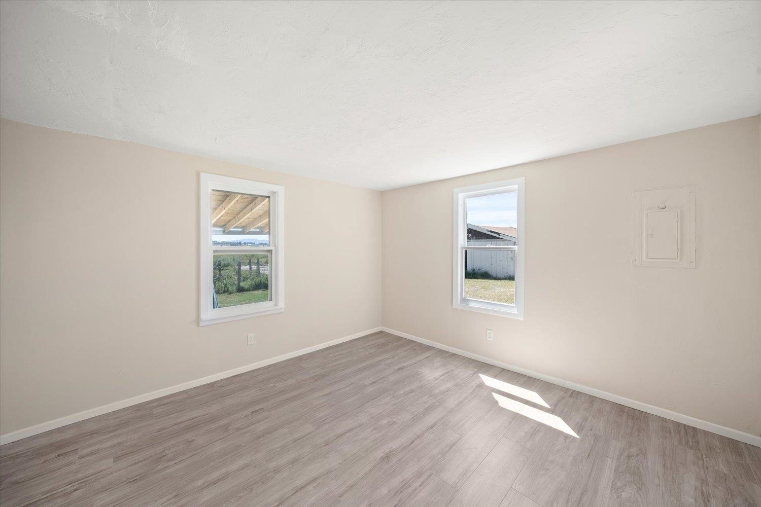 7504 North Pleasant Prairie Road Spokane, WA 99217 - Photo 15 of 38