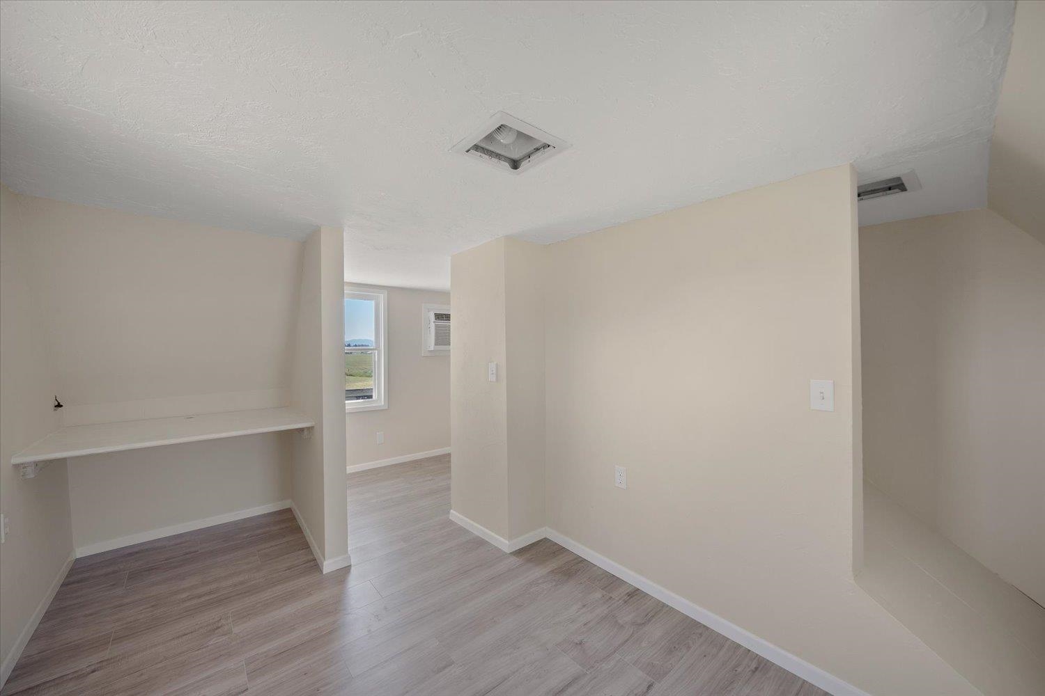 7504 North Pleasant Prairie Road Spokane, WA 99217 - Photo 22 of 38