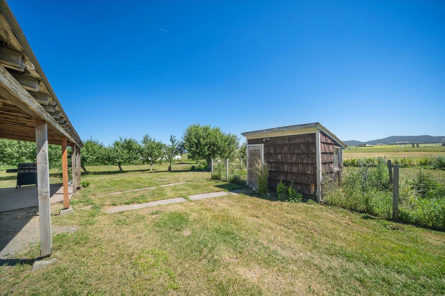7504 North Pleasant Prairie Road Spokane, WA 99217 - Photo 25 of 38