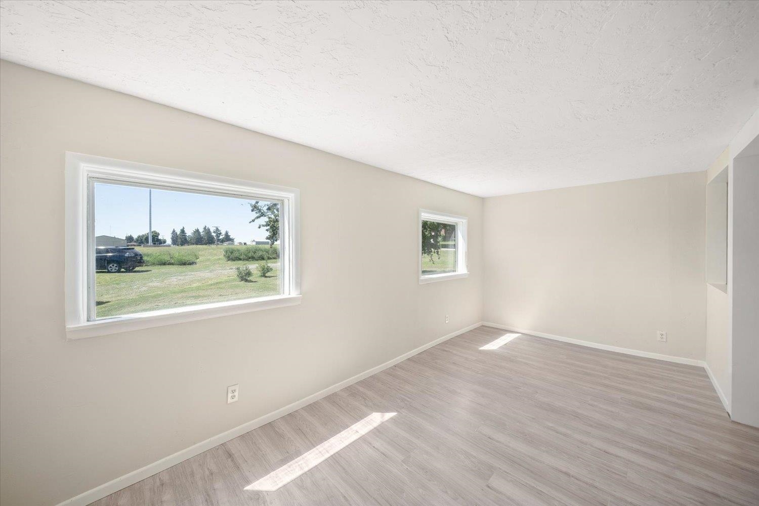 7504 North Pleasant Prairie Road Spokane, WA 99217 - Photo 8 of 38