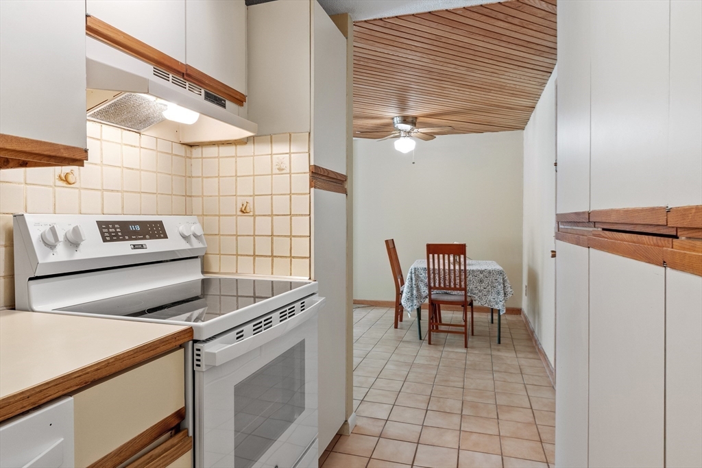 36 Leonard Road, Unit 36 Boxborough, MA 01719 - Photo 21 of 42 Gallery Image 21