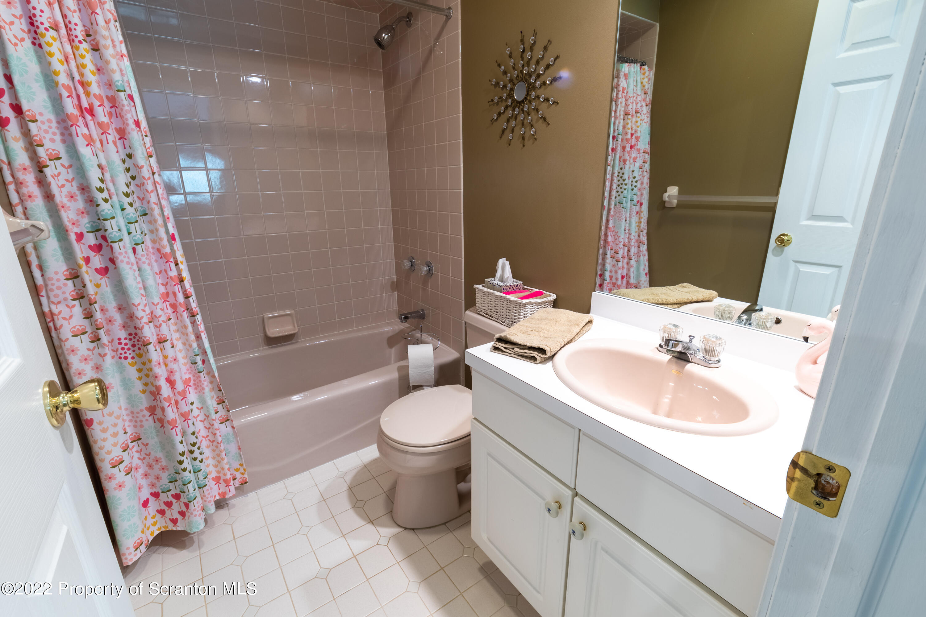 2375 Newton Ransom Boulevard Clarks Summit, PA 18411 - Photo 38 of 72 Gallery Image 38
