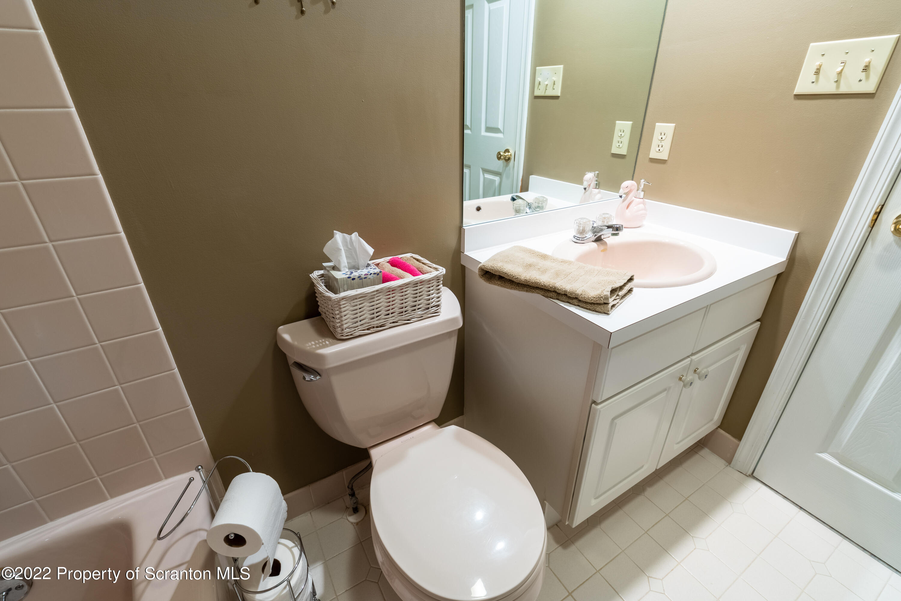 2375 Newton Ransom Boulevard Clarks Summit, PA 18411 - Photo 41 of 72 Gallery Image 41