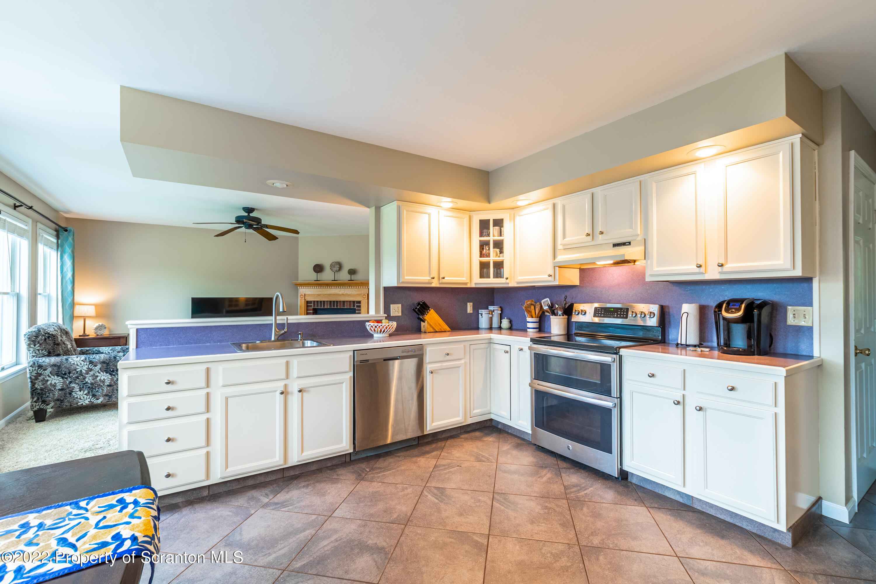 2375 Newton Ransom Boulevard Clarks Summit, PA 18411 - Photo 6 of 72 Gallery Image 6