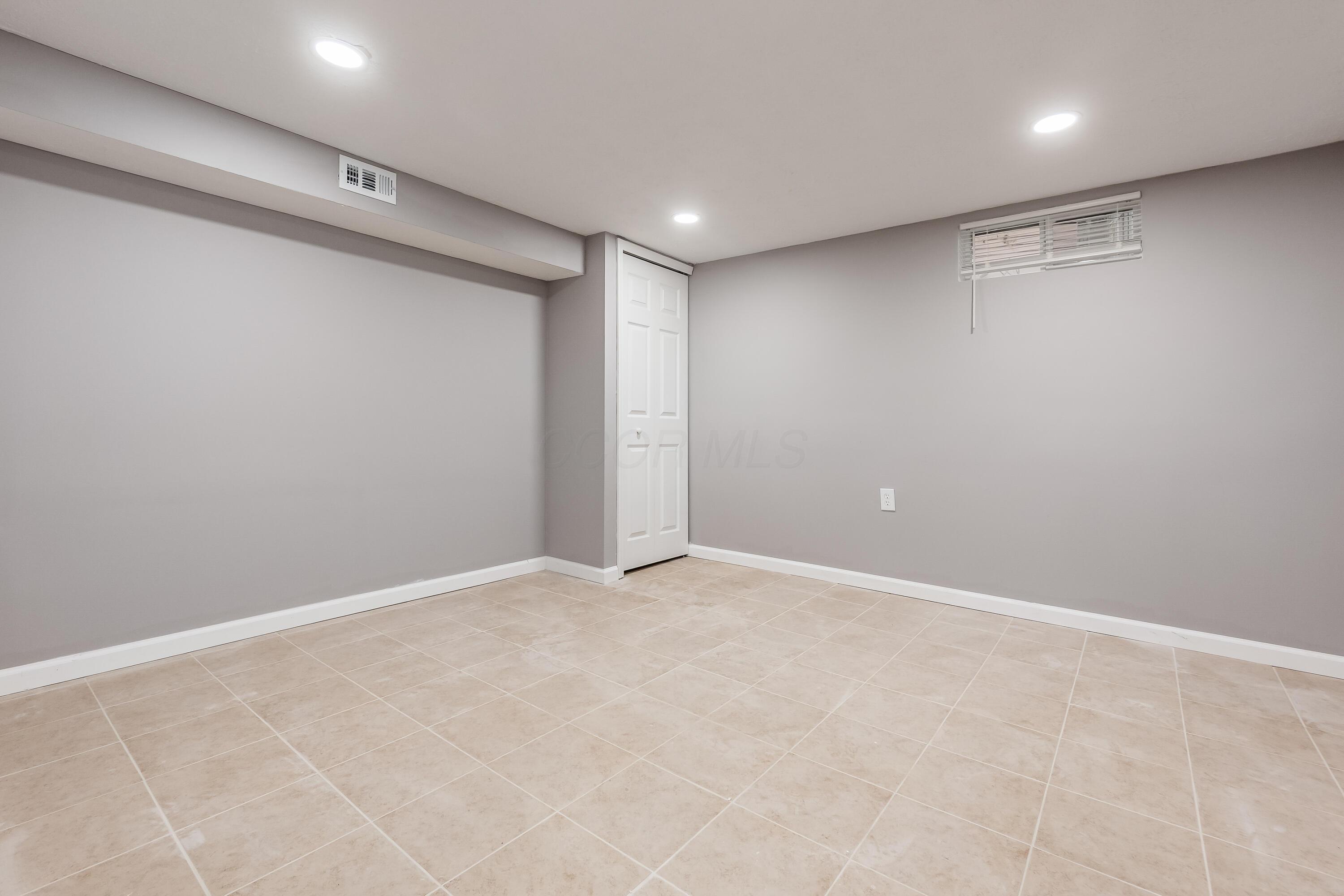 757 Ivorton Road South Columbus, OH 43207 - Photo 31 of 53