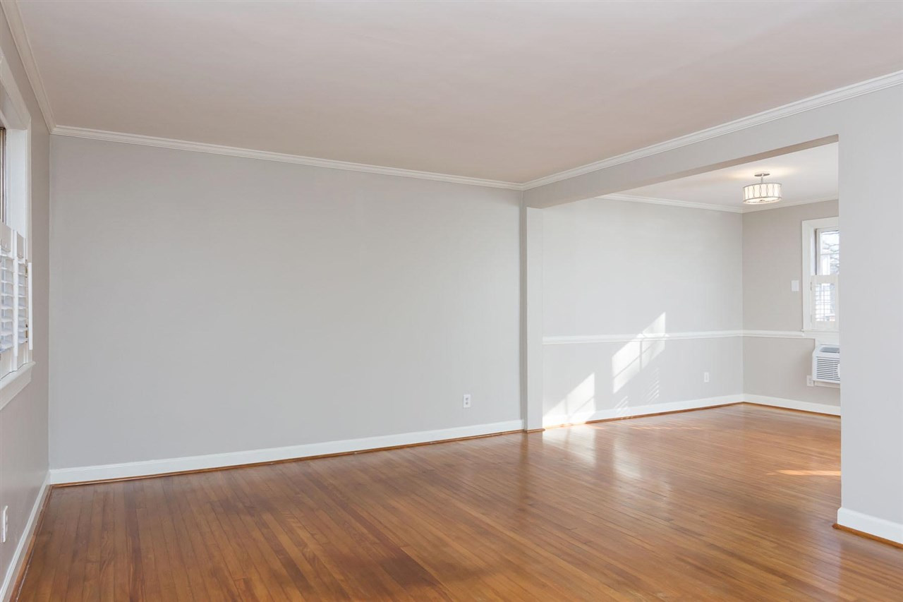 834 Bryan Street Raleigh, NC 27605 - Photo 3 of 20 Photo 3