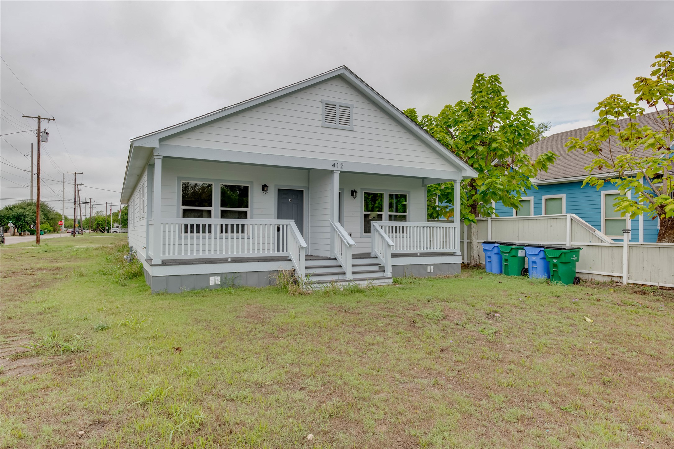 412 Booth Street, Unit A Taylor, TX 76574 - Photo 2 of 22