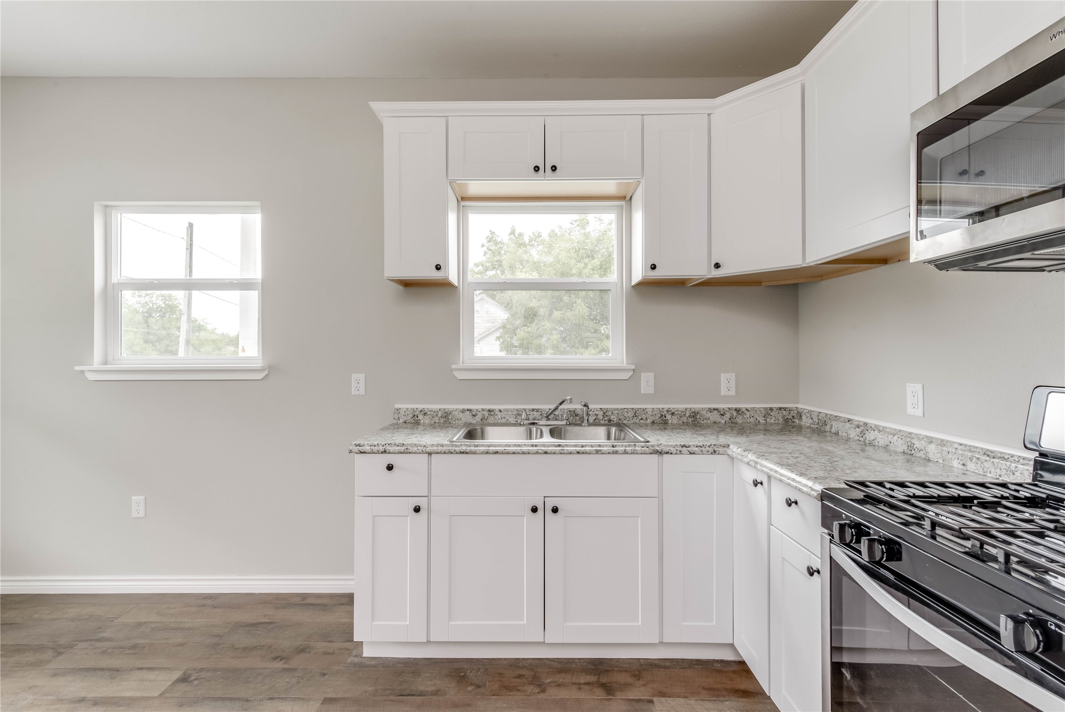 412 Booth Street, Unit A Taylor, TX 76574 - Photo 10 of 22