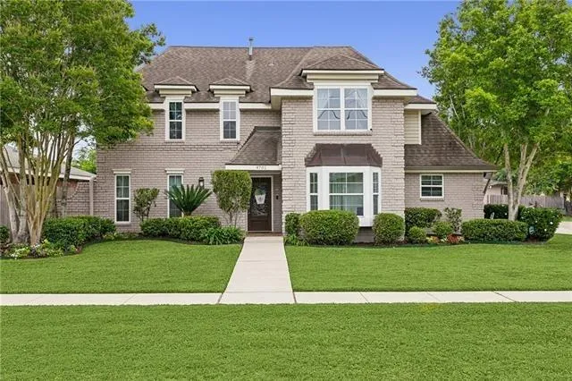 $549,000 | 4701 Lake Vista Drive, Metairie, LA 70006