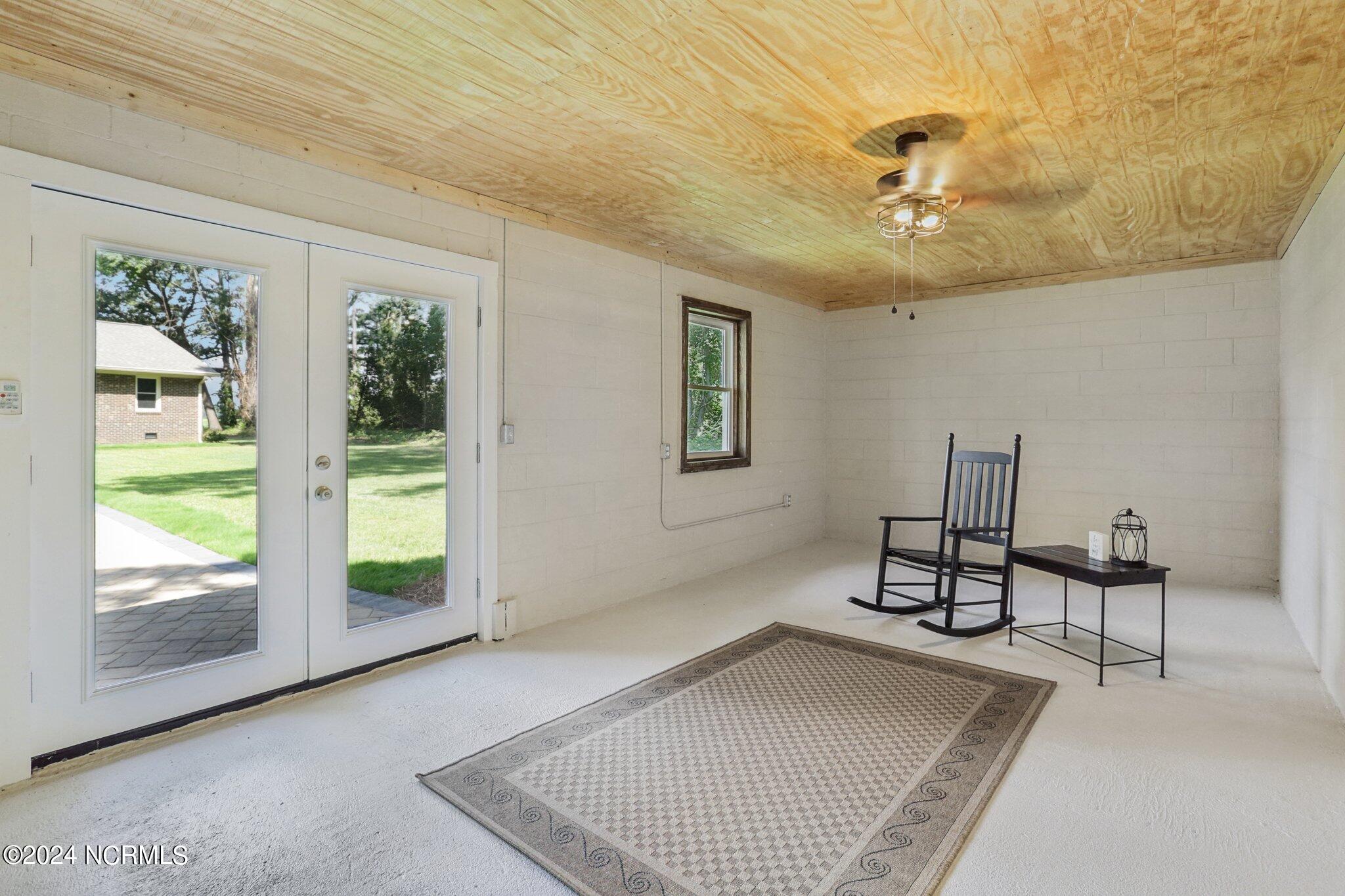 286 Loften Road Newton Grove, NC 28366 - Photo 14 of 31 Loften Rd-027