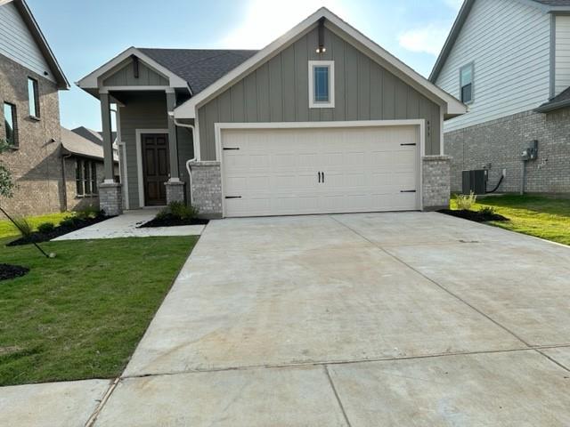 a view of a house with a outdoor space