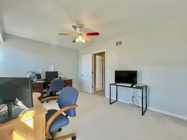 $469,000 | 1055 Christine Lane, Antioch, IL 60002