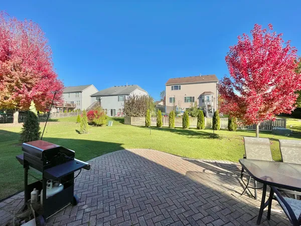 $469,000 | 1055 Christine Lane, Antioch, IL 60002